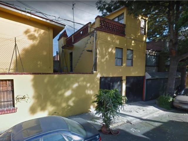 Casa en venta en Granjas Esmeralda, Iztapalapa, Ciudad de México