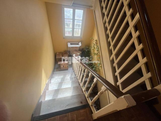 Casa en venta en Grado, amplia y con potencial