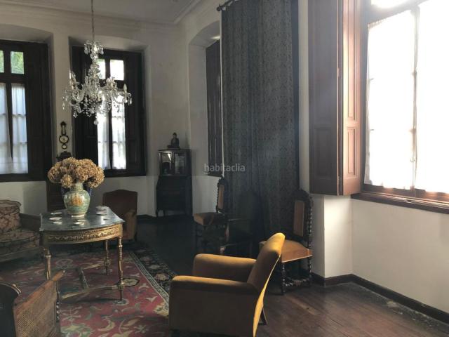 Casa en venta en Grado. Palacete en venta en Centro, 12 dormitorios. Casas.