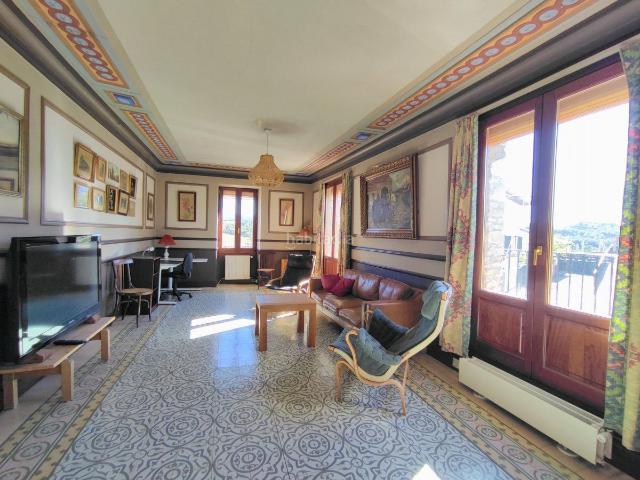 Casa en venta en Graus. Casa en venta en Graus, 8 dormitorios. Casas.