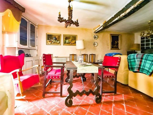 Casa en venta en Graus. GRAN CASA SEÑORIAL EN EL CASCO ANTIGUO DE GRAUS RIBAGORZA. Casas.