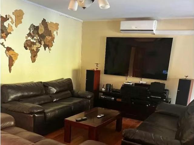 Casa en venta en Huechuraba | 6 dormitorios por 11200.00 en Huechuraba