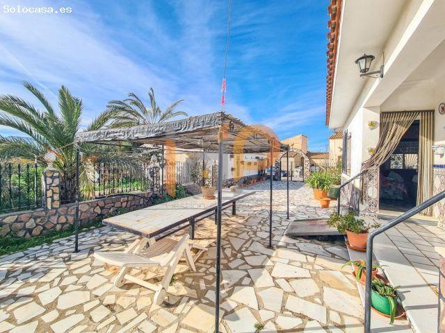 Casa en Venta en Huercal Overa, Almería