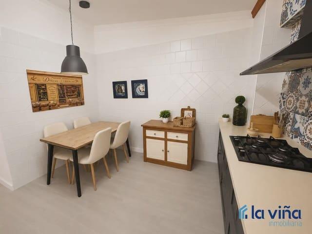 Casa en venta en Humilladero, Málaga