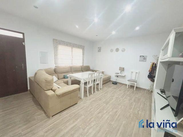 Casa en venta en Humilladero, Málaga