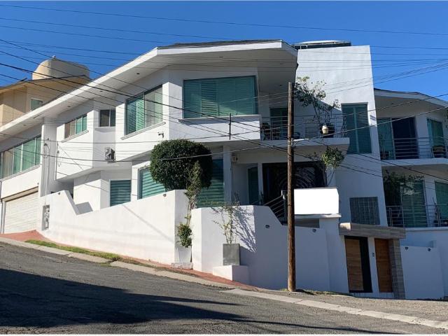 Casa en venta en Hacienda Agua Caliente, Tijuana, Baja California