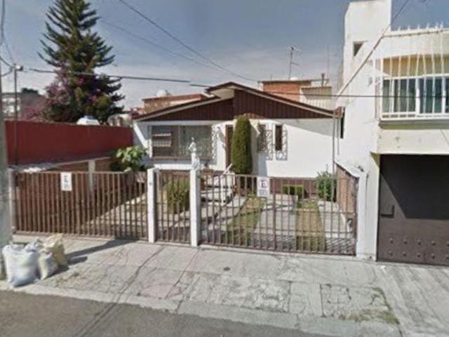 Casa en Venta en Hacienda Cocoyoc 2, Modelo, Naucalpan de Juárez, Méx