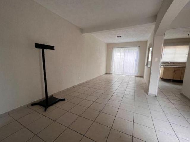 CASA en VENTA* en Hacienda de las Carretas colonia Hacienda del Valle II, TOLUCA