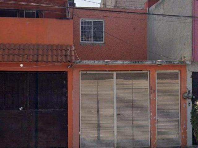 Casa en venta en Hacienda. de Las Dalias, Hacienda Real de Tultepec, Santiago Teyahualco, CLG