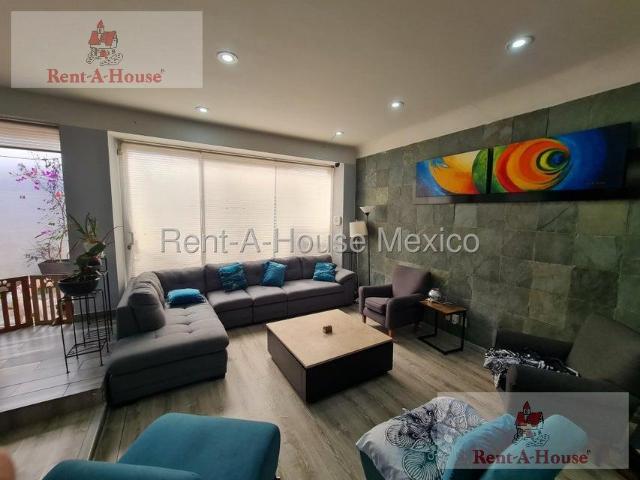 Casa en Venta en Hacienda de las Palmas, Huixquilucan CR 26 1454