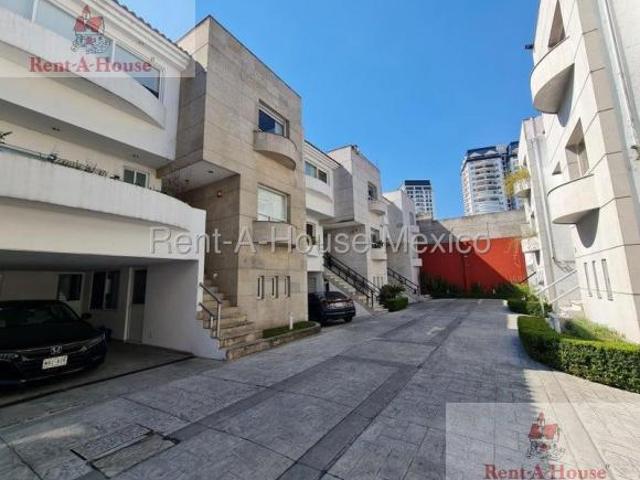 Casa en Venta en Hacienda de las Palmas, Huixquilucan JL 26 1454