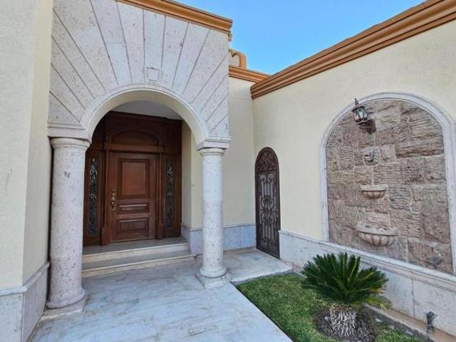 CASA EN VENTA EN HACIENDA DEL ROSARIO TORREON COAH