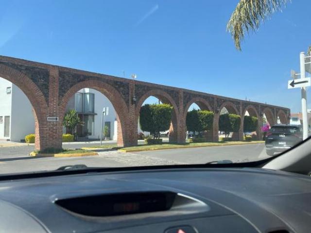 CASA EN VENTA EN HACIENDA REAL DE TEJEDA CORREGIDORA