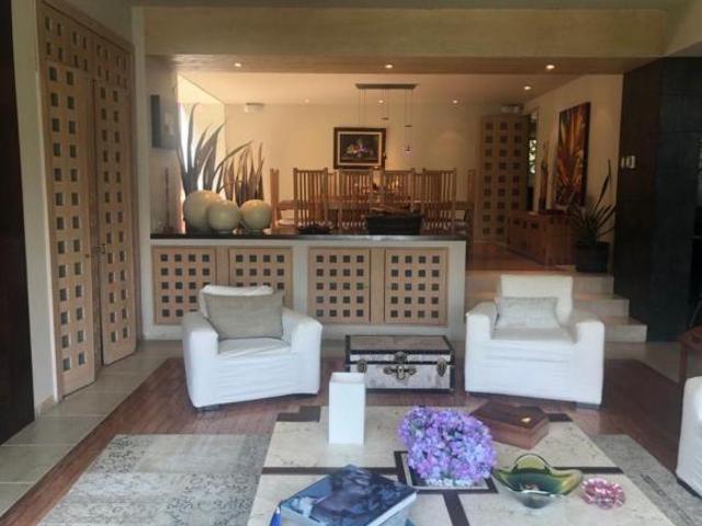 CASA EN VENTA EN HACIENDA SANTA FE