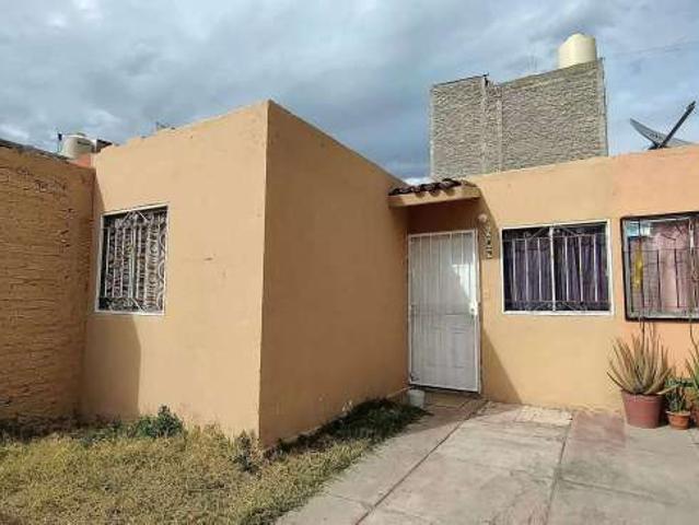 Casa en venta en haciendas de la reyna Tonala