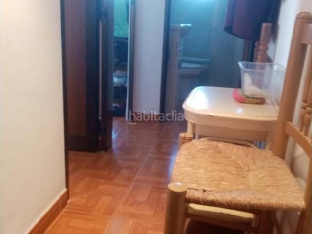 Casa en venta en Henarejos. Venta de casa de 3 plantas en Henarejos. Casas.