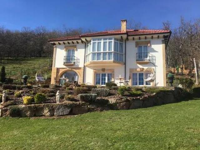 Casa en Venta en Hermandad de Campoo de Suso