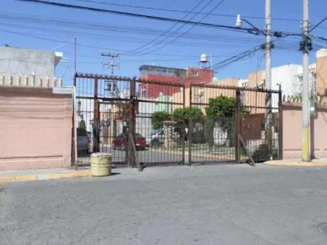 Casa en venta en heroes tecamac seccion bosques