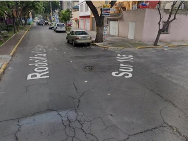 Casa en venta en Heroes de Churubusco, Iztapalapa, Ciudad de México