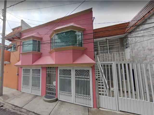Casa en venta en Heroes de Churubusco, Iztapalapa, Ciudad de México