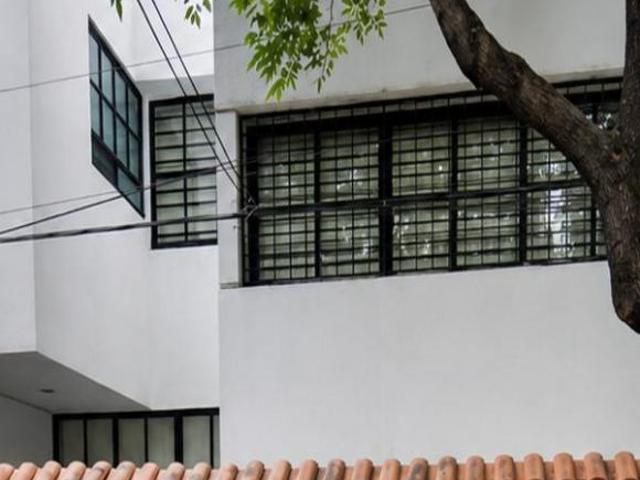 CASA EN VENTA EN HEROES DE CHURUBUSCO, IZTAPALAPA, CIUDAD DE MEXICO