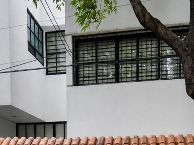 CASA EN VENTA EN HEROES DE CHURUBUSCO IZTPALAPA CIUDAD DE MÉXICO