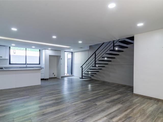 Casa en venta en Heroes de Padierna, Tlalpan, Ciudad de México