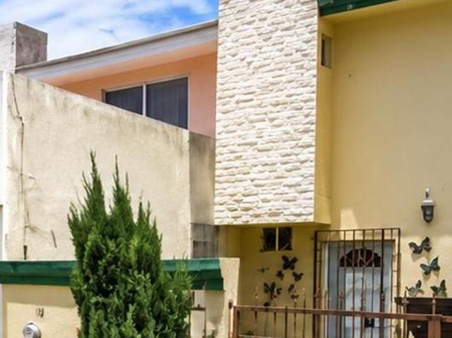 CASA EN VENTA EN HEROICA DE PUEBLA DE ZARAGOZA PUEBLA