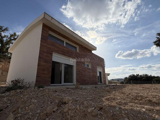 Casa en venta en Hontoba. Casas.