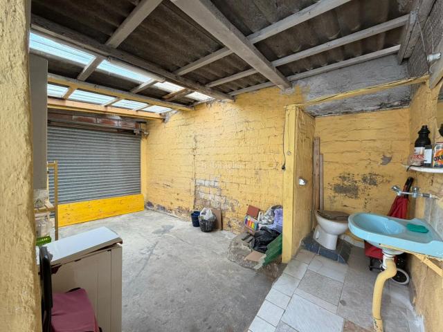 Casa en venta en Hospitalet de Llobregat L´, Can Serra. OPORTUNIDAD UNICA CASA CON 3 HABITACIONES Y 2 BAÑOS. Casas Hospitalet de Llobregat.
