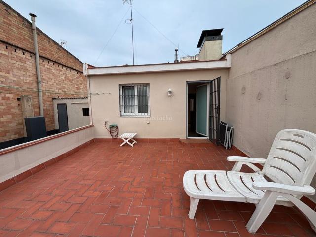 Casa en venta en Hospitalet de Llobregat L´, Centre. Espectacular Casa Unifamiliar con 2 Terrazas y Patio en el corazón de Hospitalet Centro. Casas Hospitalet de Llobregat.