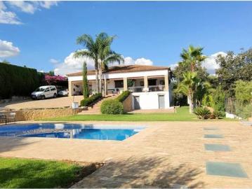 Casa en Venta en Hornachuelos