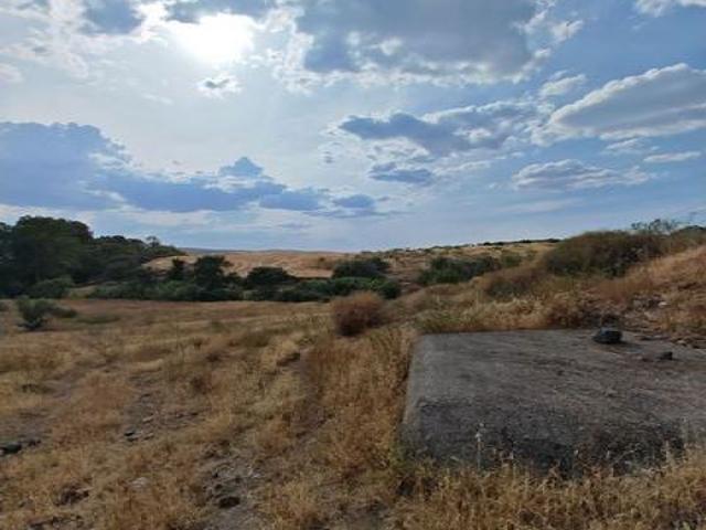 casa en Venta en Hornachos. QTOT T1238