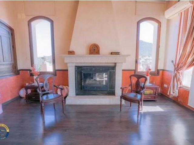 casa en Venta en Hornachos. QTOT T1315