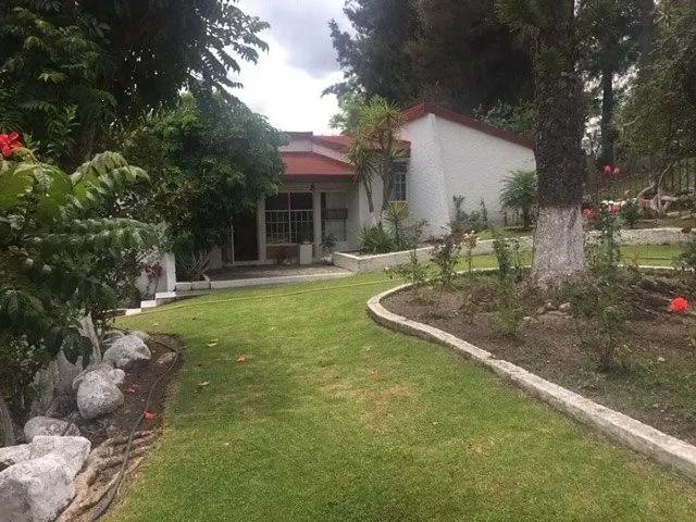 Casa en Venta en Ixtapan de la Sal con Amplio Terreno
