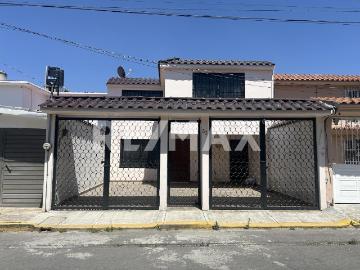 CASA EN VENTA EN IZCALLI CUAUHTEMOC III, METEPEC