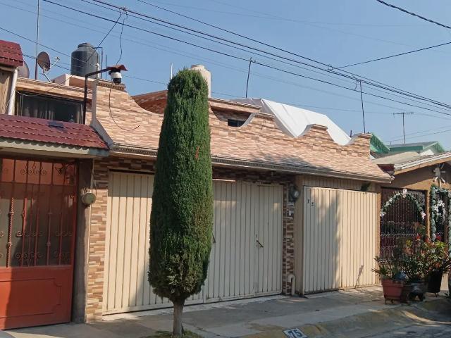 Casa en venta en Izcalli Jardines, Ecatepec de Morelos, México