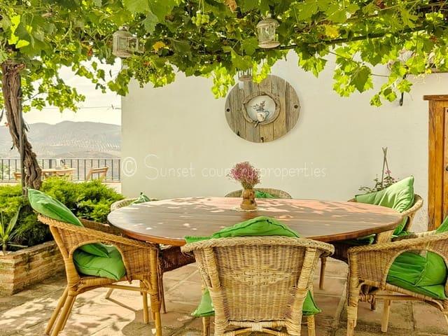 Casa en venta en Iznájar, Córdoba