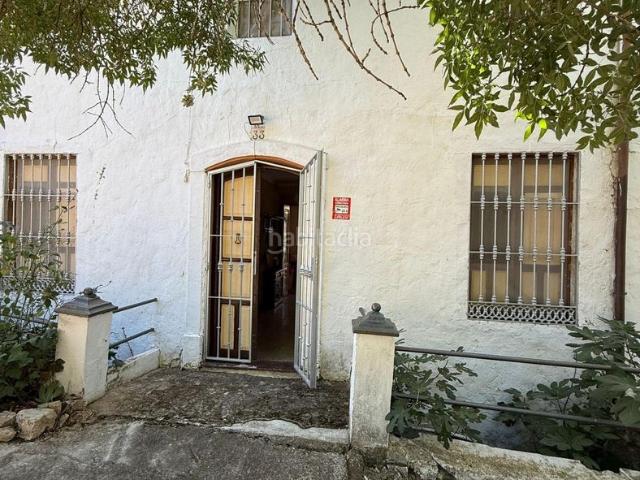 Casa en venta en Iznájar. Encanto y amplitud en Iznájar. Casas.