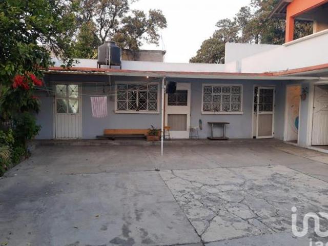 CASA EN VENTA EN IZTAPALAPA