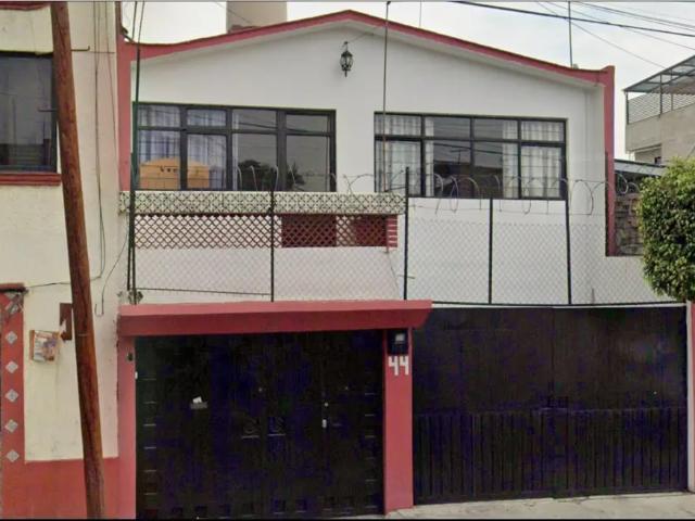 CASA EN VENTA EN IZTAPALAPA, CDMX