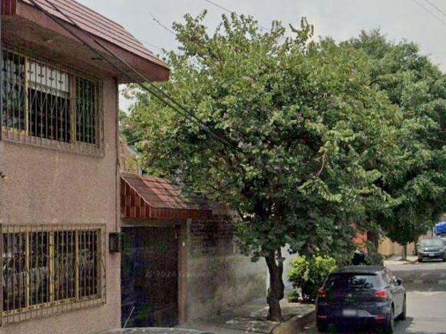 Casa en venta en Iztapalapa, CDMX: CLM