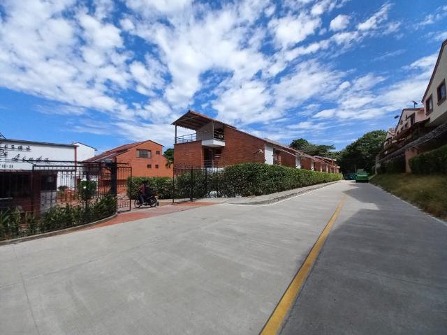 Casa En Venta En Ibague V168848