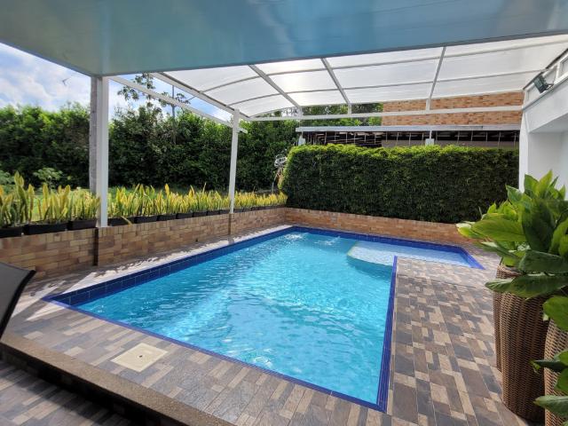 Casa En Venta En Ibague En Calambeo V169559