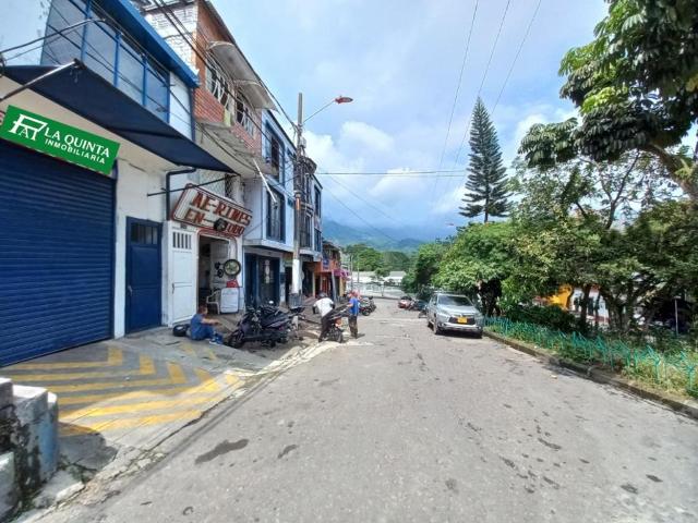 Casa En Venta En Ibague En Carmen V180485