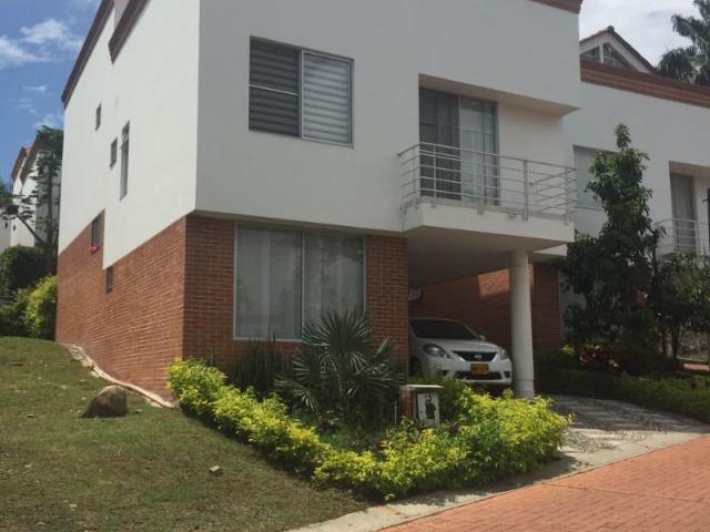 Casa En Venta En Ibague En Condominio Los Lagos V327671