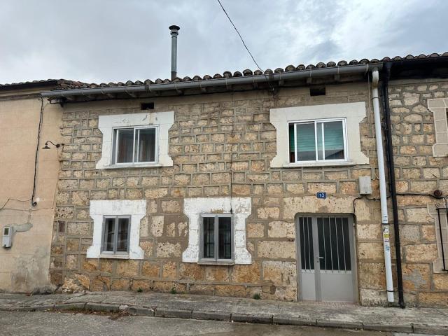 Casa en venta en Ibeas de Juarros. Casas Ibeas de.