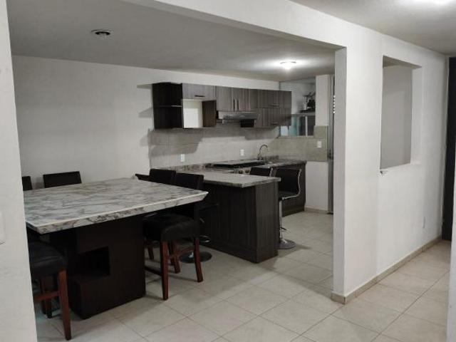 CASA EN VENTA EN IDILICA SERRATON ZINACANTEPEC