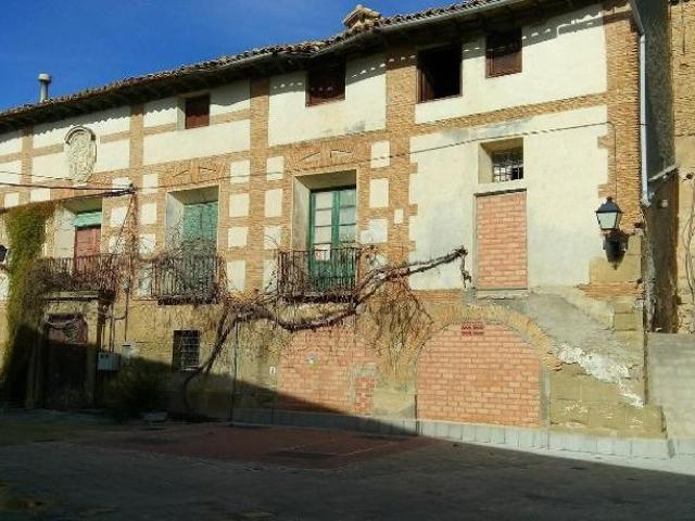 Casa en venta en Igriés, Calle pirineos esquina calle medio 7