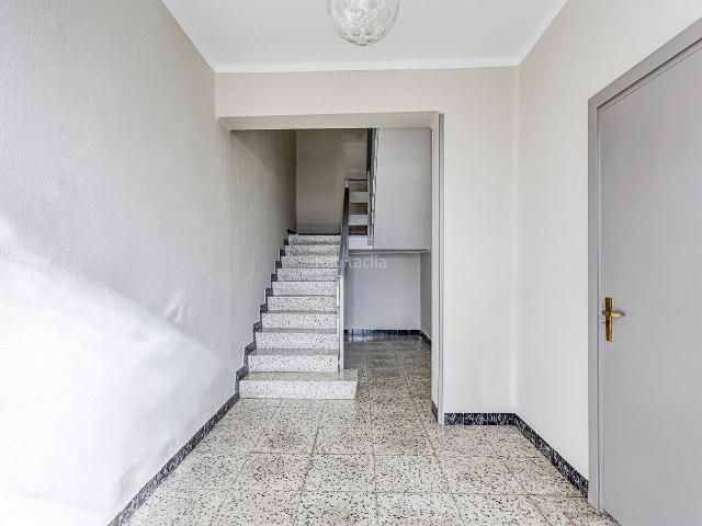Casa en venta en Igualada, Llevant. Chalet adosat a Igualada. Casas.